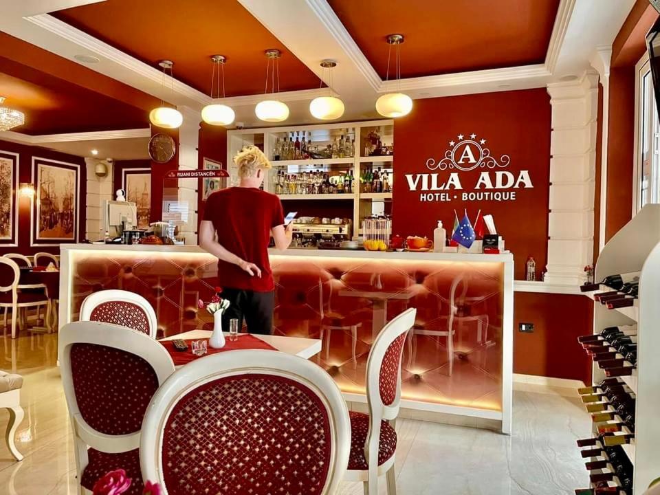 Vila Ada Hotel Тирана Екстер'єр фото